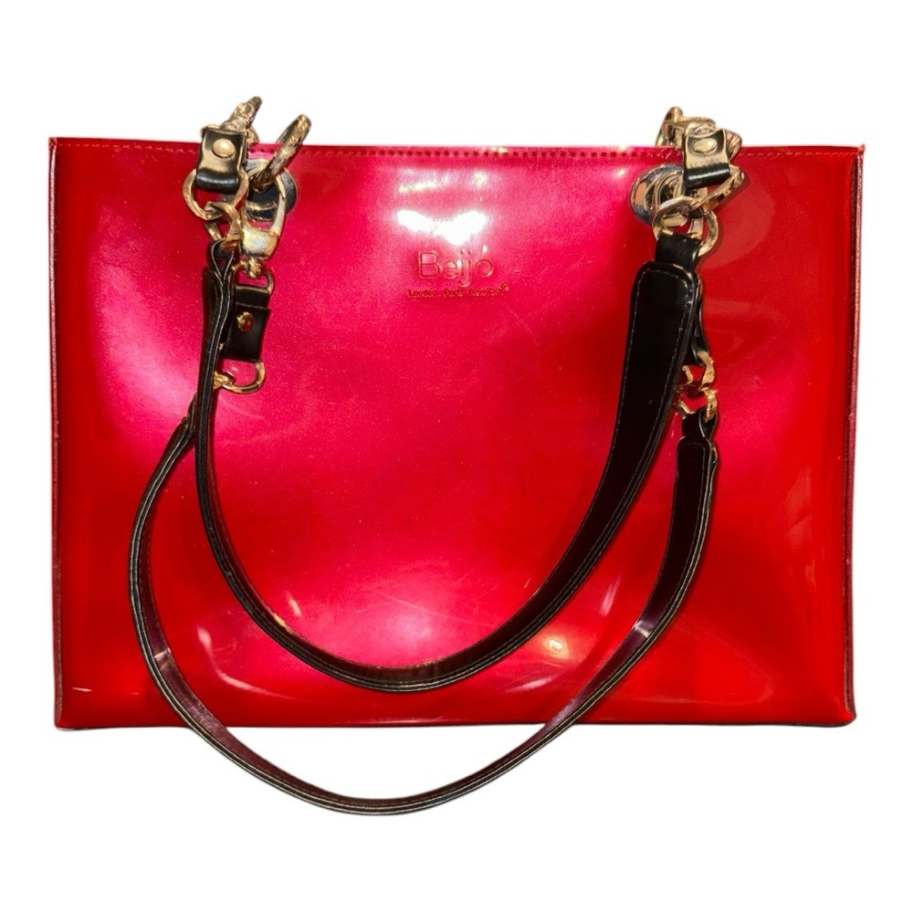 Beijo Shiny Red Apple Handbag w/black straps & silver hardware. B 21